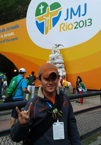 Horns Up in Rio