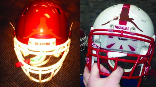 OU, Nebraska Players Tweet "Horns Down" Helmet Photos
