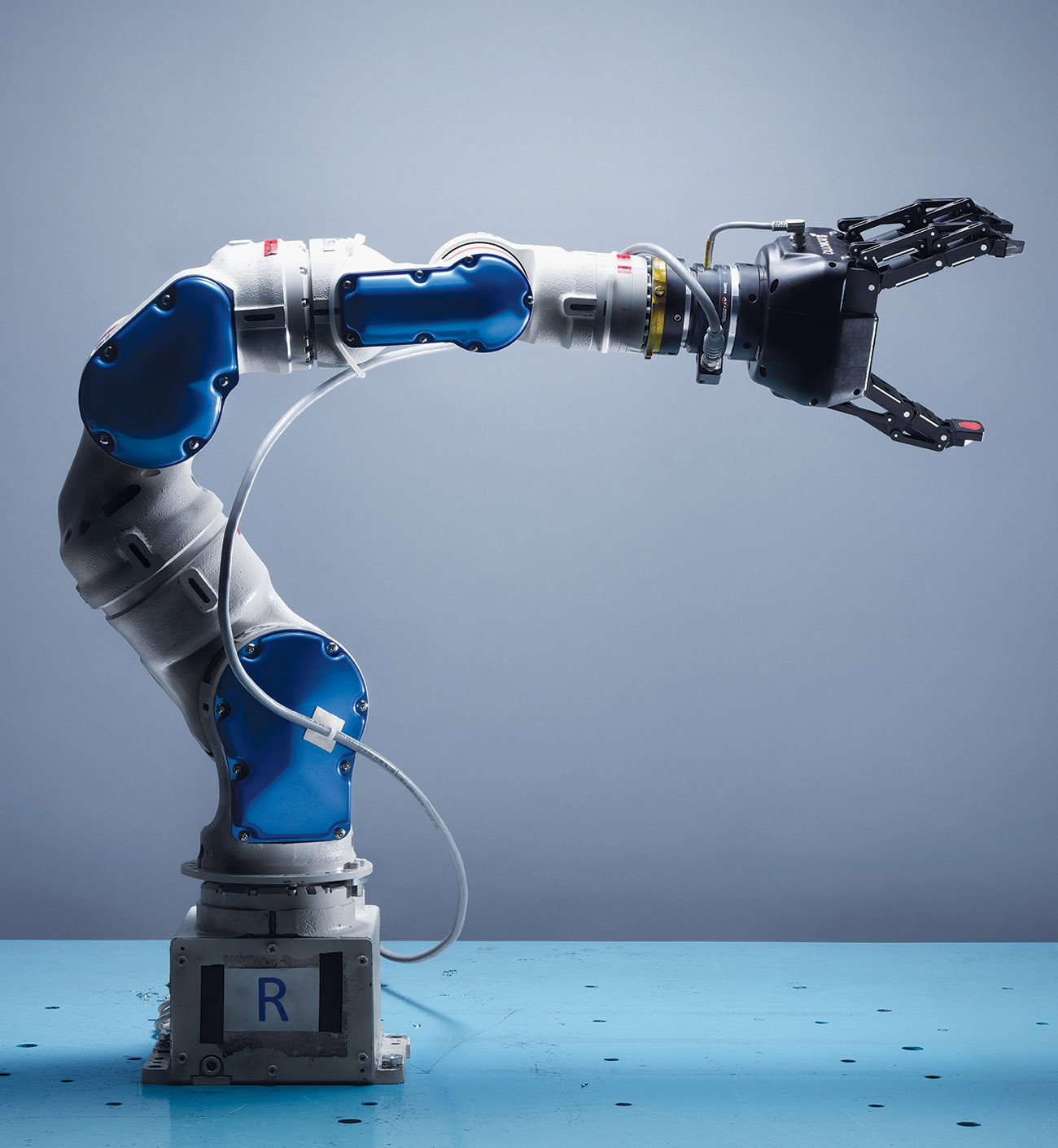 Робот манипулятор срп robot. Механическая рука робота. Роботизированной рука. Роботизированная рука манипулятор. Гибкий робот манипулятор.