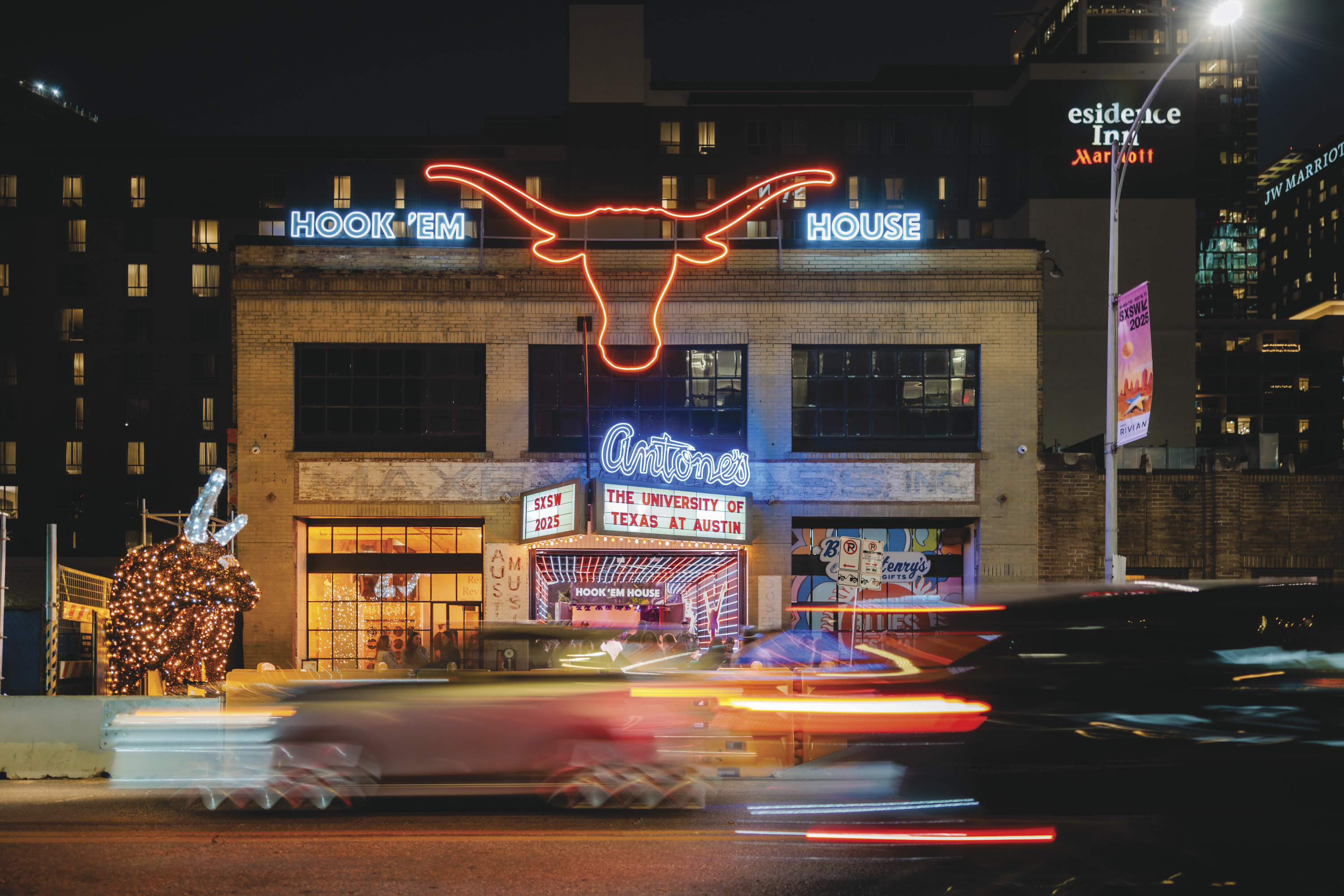 Antone's Night Club for Hook Em House