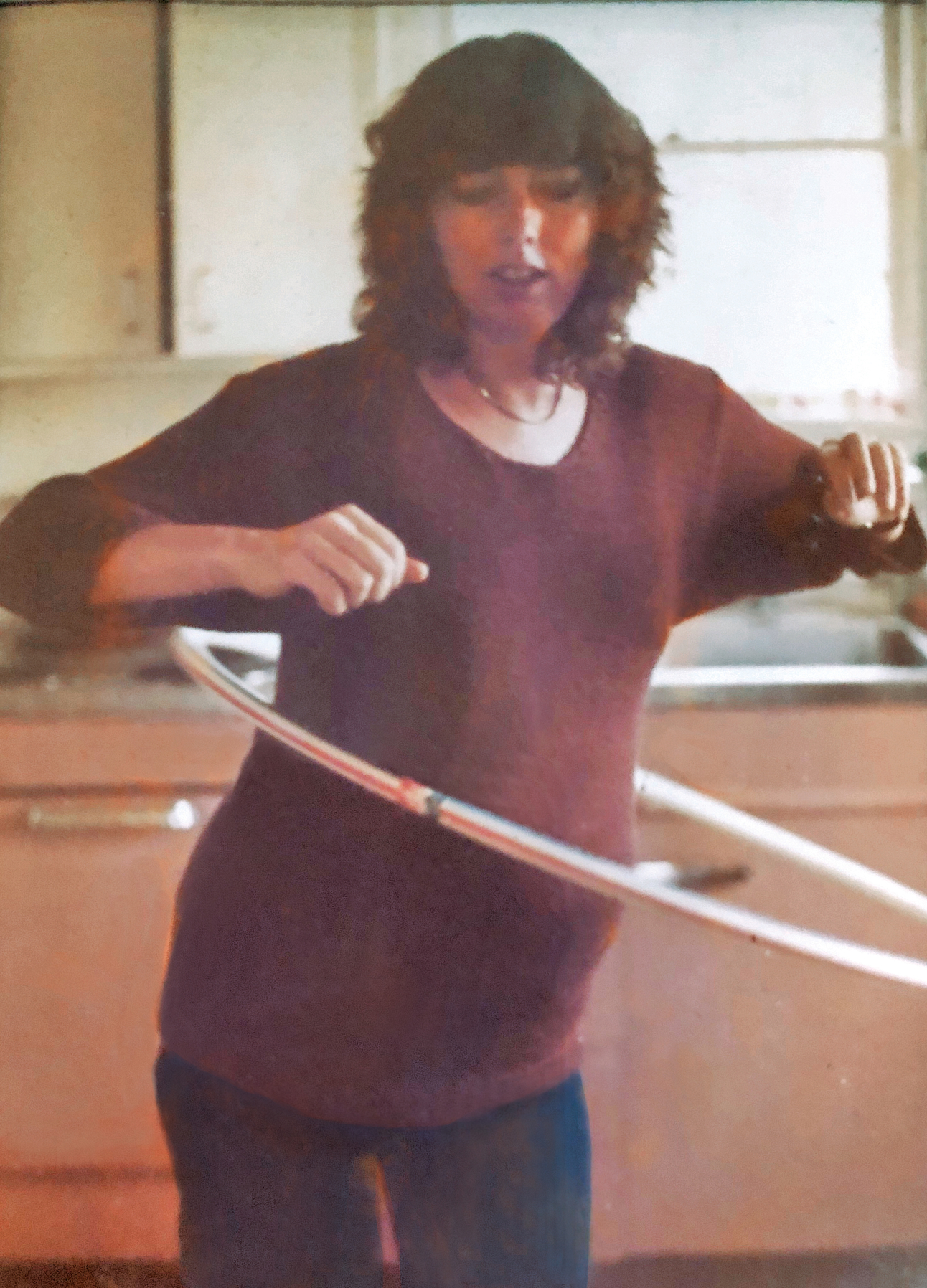 1982-Ruth-hulahooping-1982-web