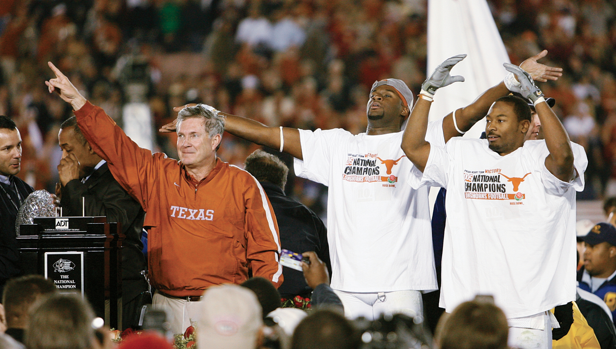 5-Rose-Bowl-USC-Mack-Brown-Vince-Young-Michael-Huff