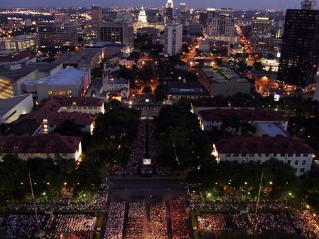 UT Tightens Commencement Security