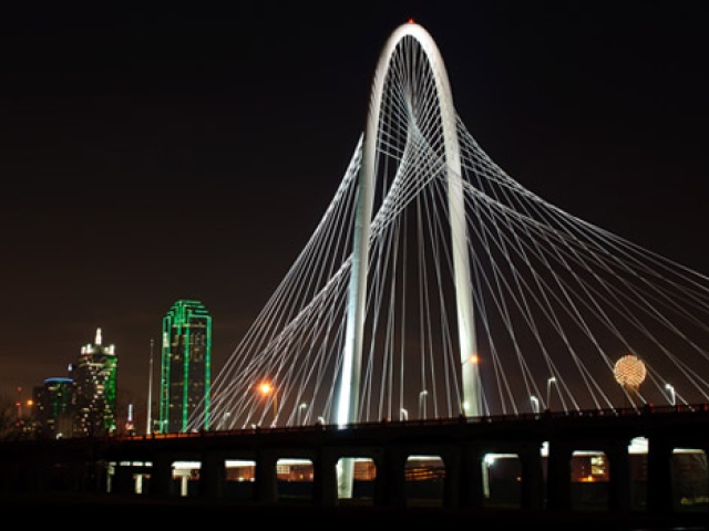 UT Alum Plays Key Role in Celebration of New Dallas Bridge