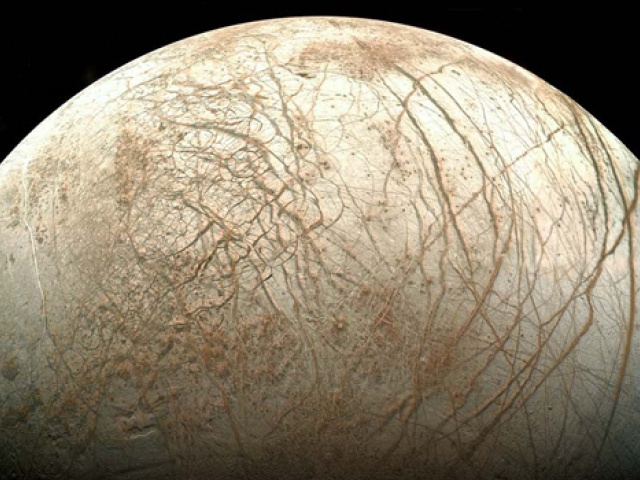 UT Scientists Design Lander for Jupiter's Moon Europa