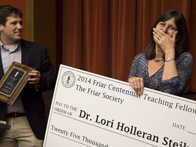 Lori Holleran Steiker Wins UT's Largest Undergrad Teaching Award