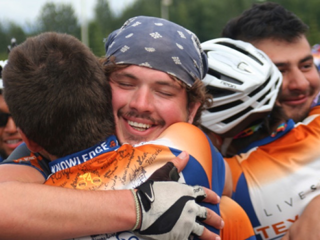 Alaska Alumni, Texas 4000 Riders Celebrate in Anchorage