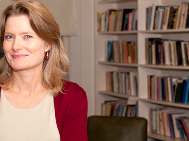 Writer Jennifer Egan Shares "Lateral Curiosity" with UT