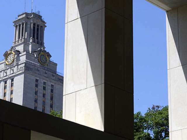 UT Breaks Single-Year Fundraising Record