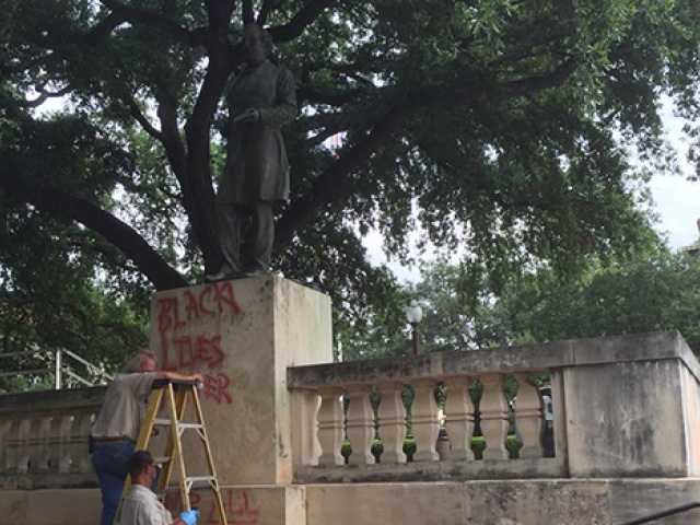 Task Forces Releases Recommendations for Confederate Statues