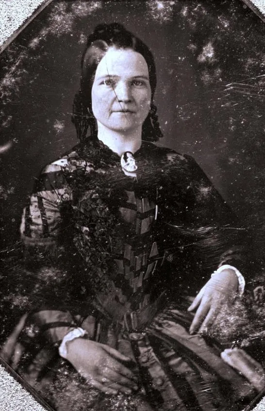 Mary_Todd_Lincoln_1846-1847