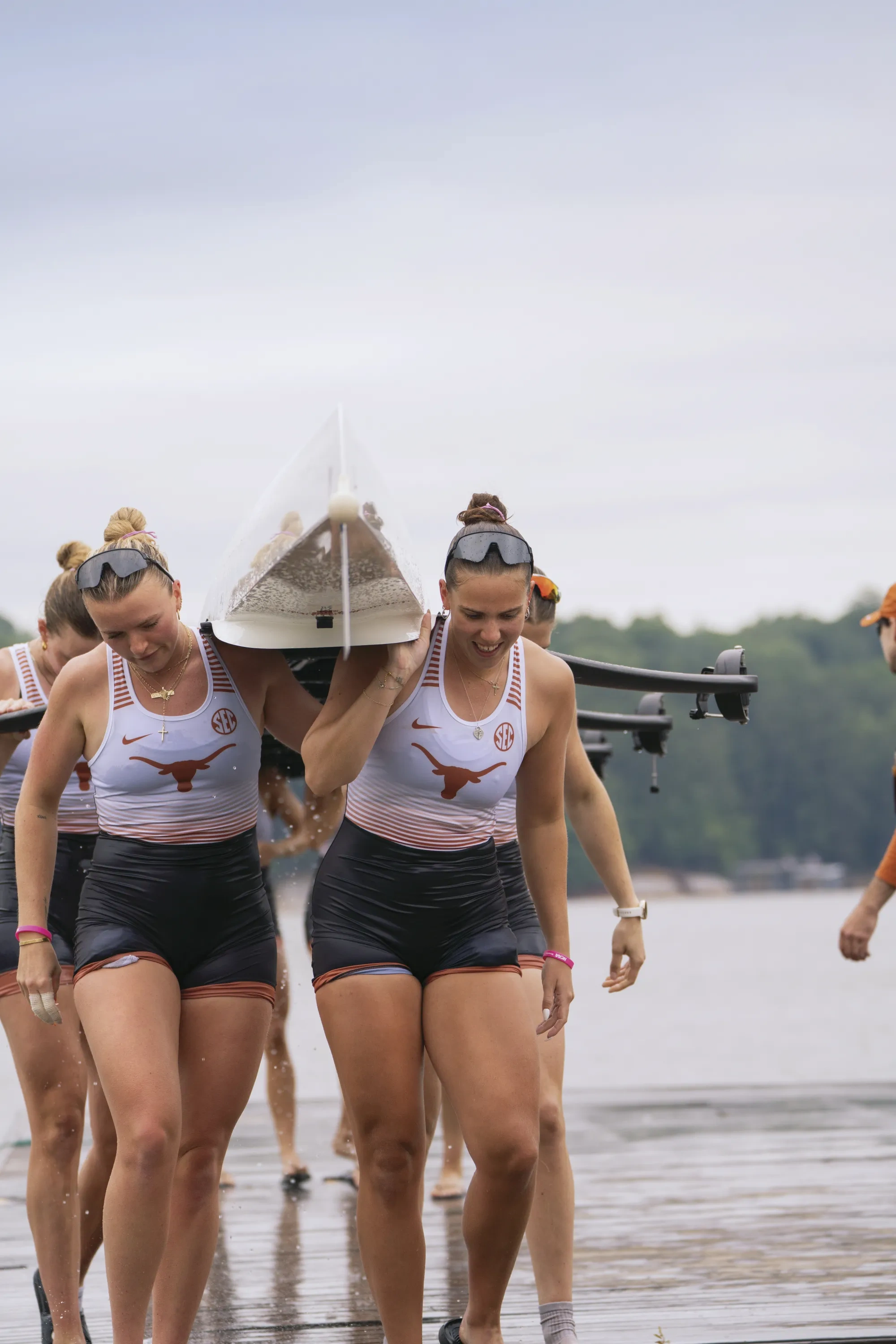 Texas rowing carries the boat