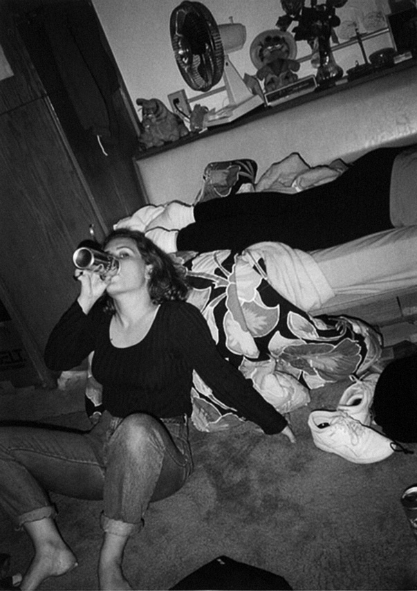 Drink mom sleep. Реальный drunken мамы. Drinking mom сон. Drunkmom группа.